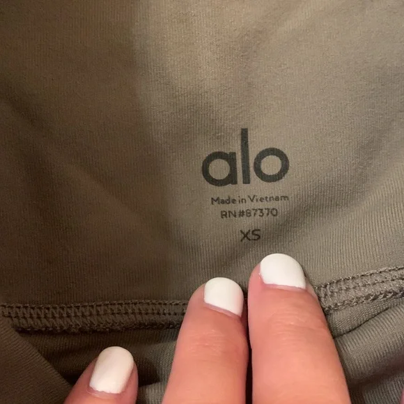 ALO Yoga Olive Green Leggings - Picture 6 of 10